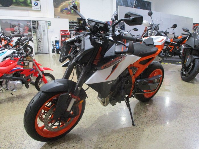 2026 Ktm 990 DUKE R ORANGE