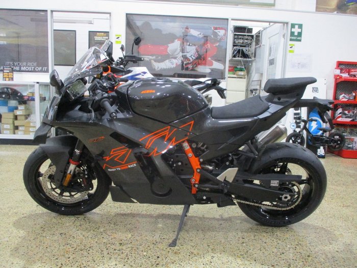 2026 Ktm 990 RC R BLACK