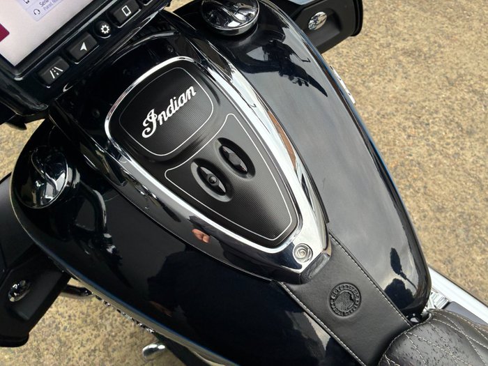 2021 Indian ROADMASTER LIMITED GREY
