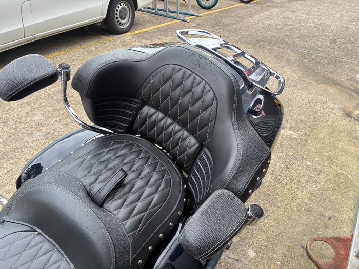 2021 Indian ROADMASTER LIMITED GREY