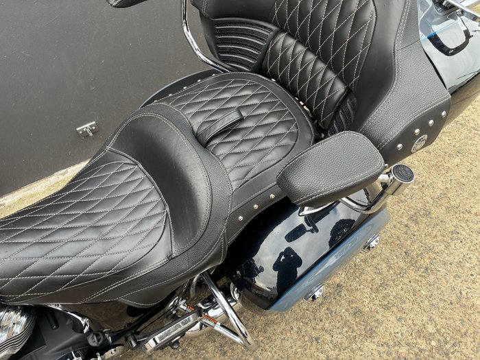 2021 Indian ROADMASTER LIMITED GREY
