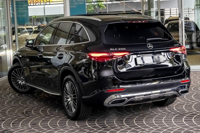 2025 Mercedes-Benz GLC-Class