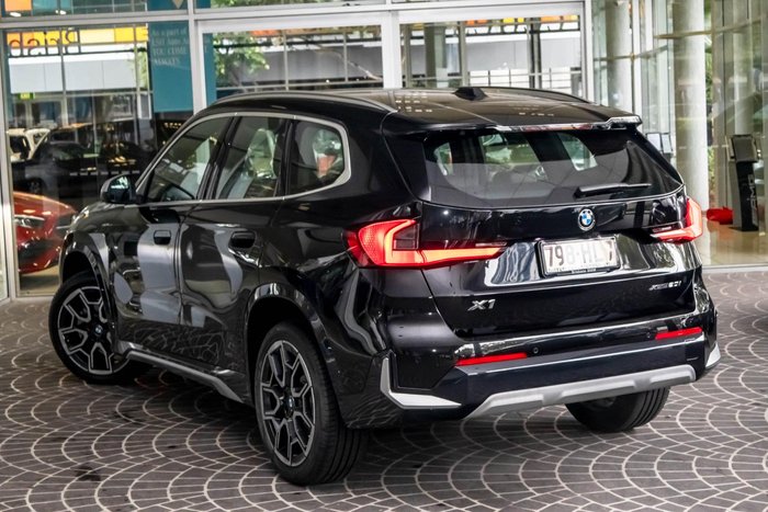 2023 BMW X1