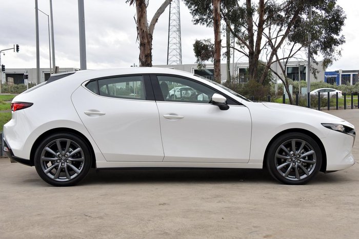 2025 Mazda 3 G20 Touring