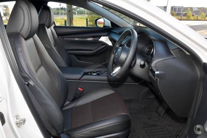 2025 Mazda 3 G25 Astina