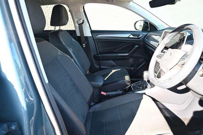 2022 Volkswagen T-Roc 110TSI Style