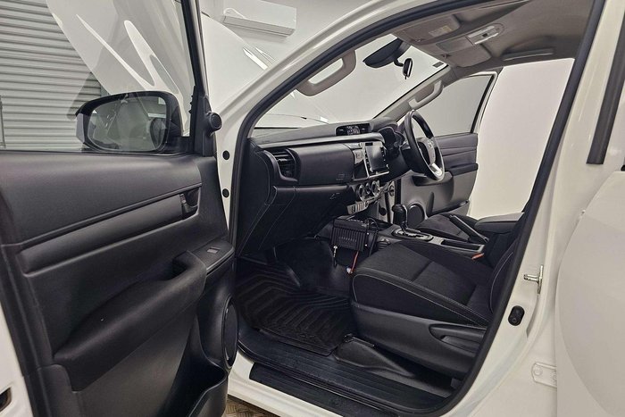 2020 Toyota Hilux SR GUN126R 4X4 Dual Range Glacier White