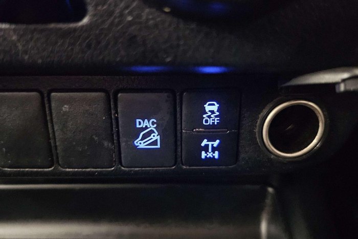 2020 Toyota Hilux SR GUN126R 4X4 Dual Range Glacier White