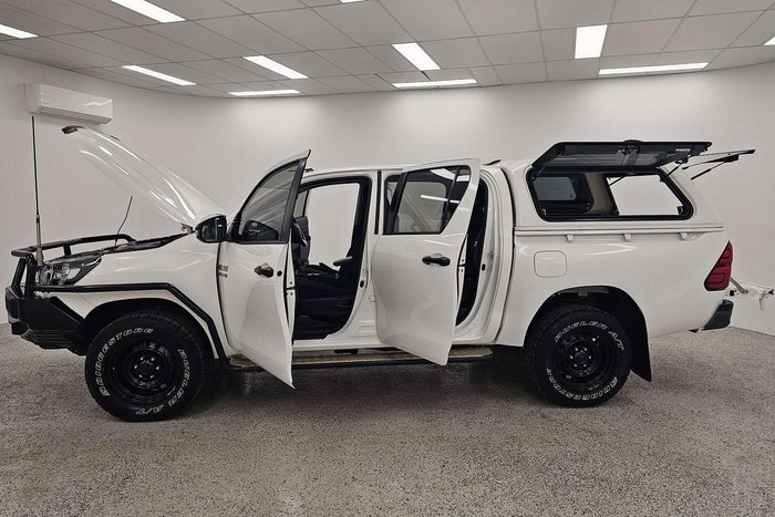 2020 Toyota Hilux SR GUN126R 4X4 Dual Range Glacier White