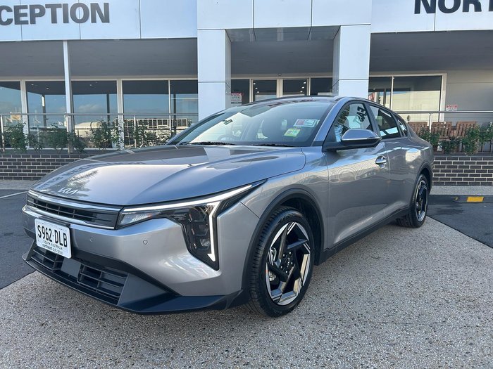 2025 Kia K4 Sport