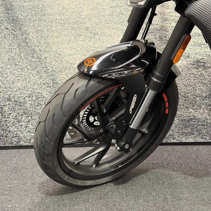 2025 CFMOTO 300 NK ABS Black