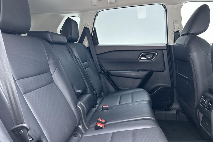 2023 Nissan X-TRAIL ST-L
