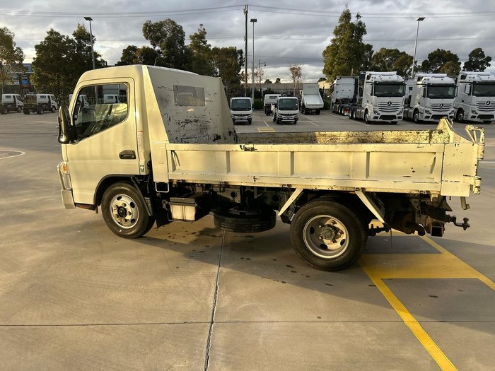 2021 Fuso Canter 615 White