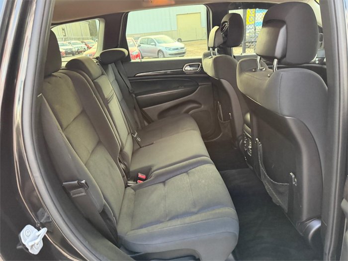2012 JEEP GRAND CHEROKEE LAREDO (4x4)