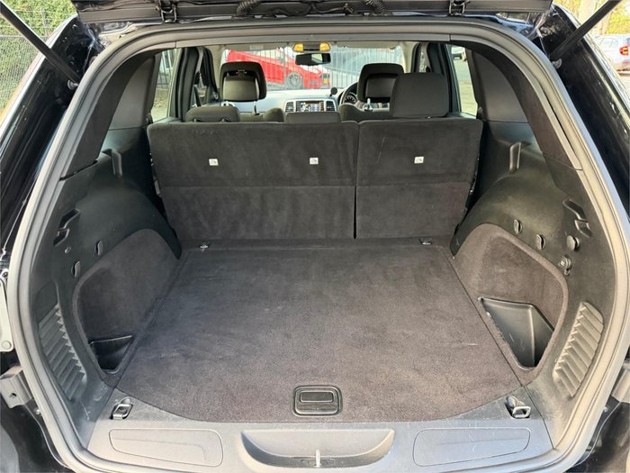 2012 JEEP GRAND CHEROKEE LAREDO (4x4)