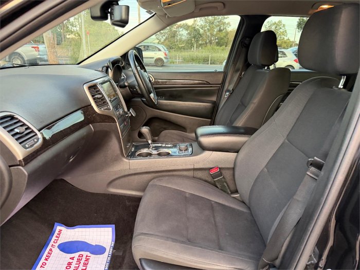 2012 JEEP GRAND CHEROKEE LAREDO (4x4)
