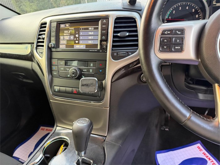 2012 JEEP GRAND CHEROKEE LAREDO (4x4)