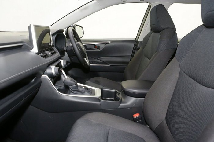 2025 Toyota RAV4 GX