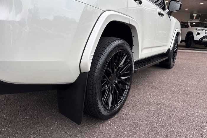 2025 Toyota Landcruiser GR Sport