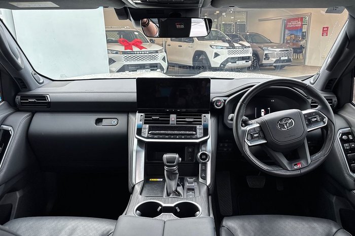 2025 Toyota Landcruiser GR Sport