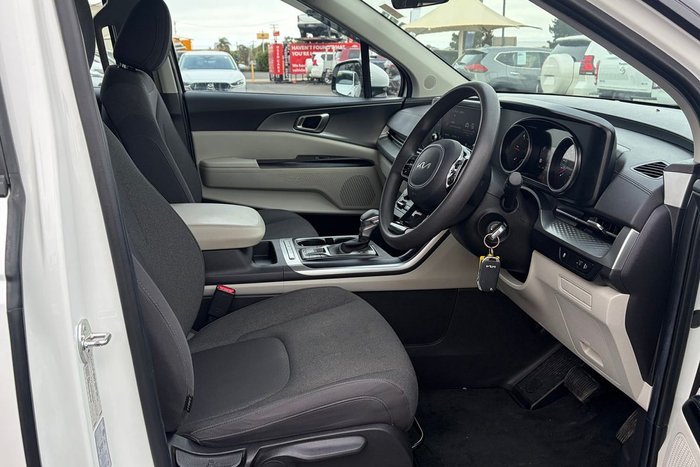 2023 Kia Carnival S