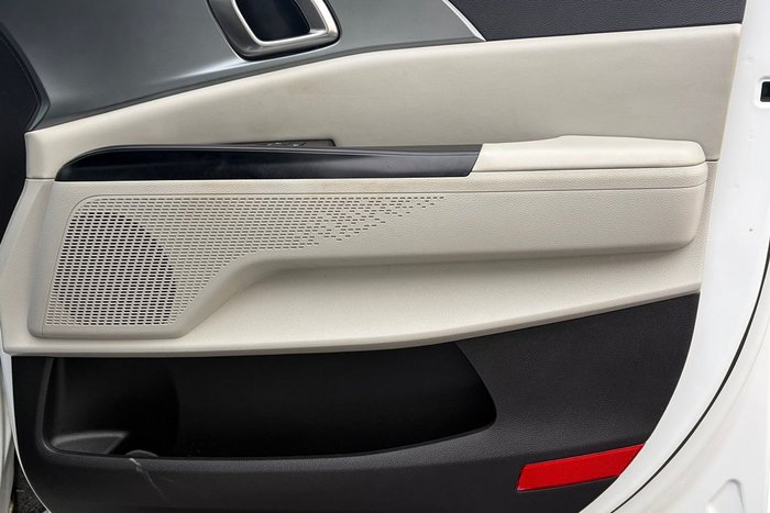 2023 Kia Carnival S