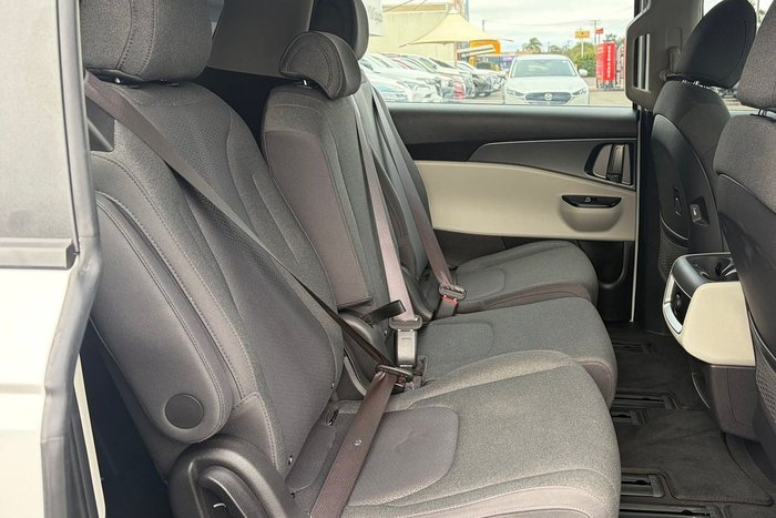 2023 Kia Carnival S