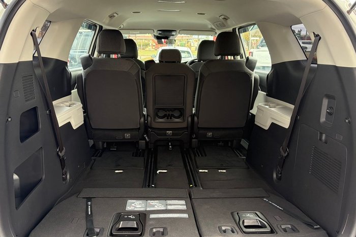 2023 Kia Carnival S