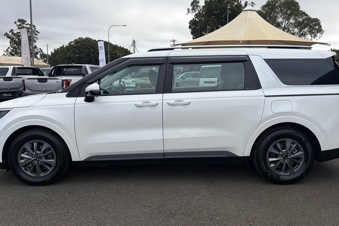 2023 Kia Carnival S