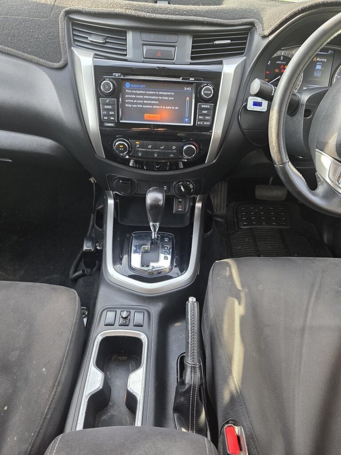 2016 Nissan Navara RX
