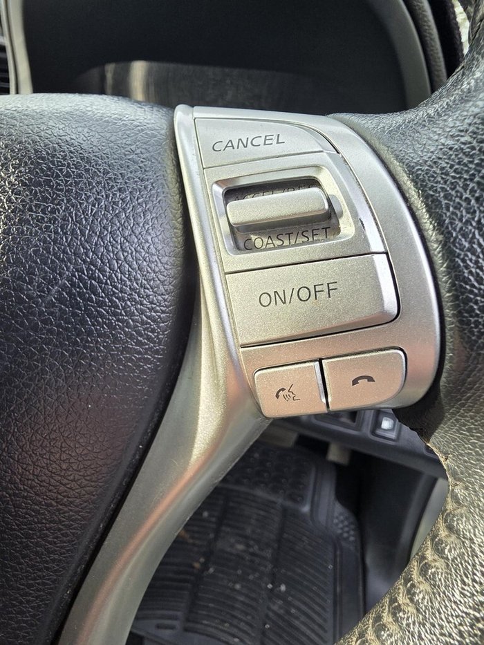 2016 Nissan Navara RX