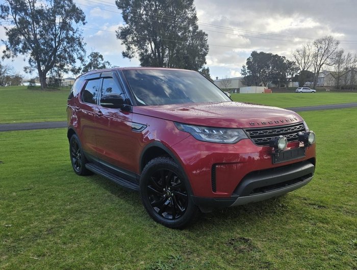 2017 Land Rover Discovery TD6 SE