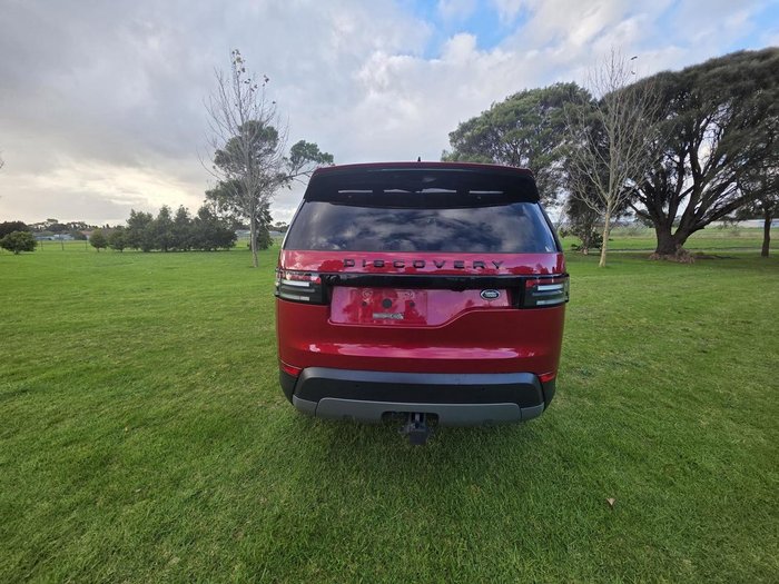2017 Land Rover Discovery TD6 SE