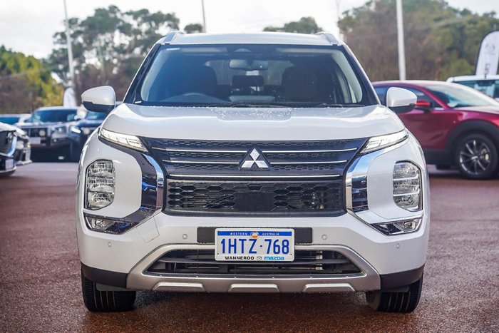 2022 Mitsubishi Outlander LS