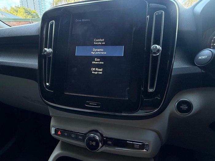 2021 Volvo XC40 T4 Inscription