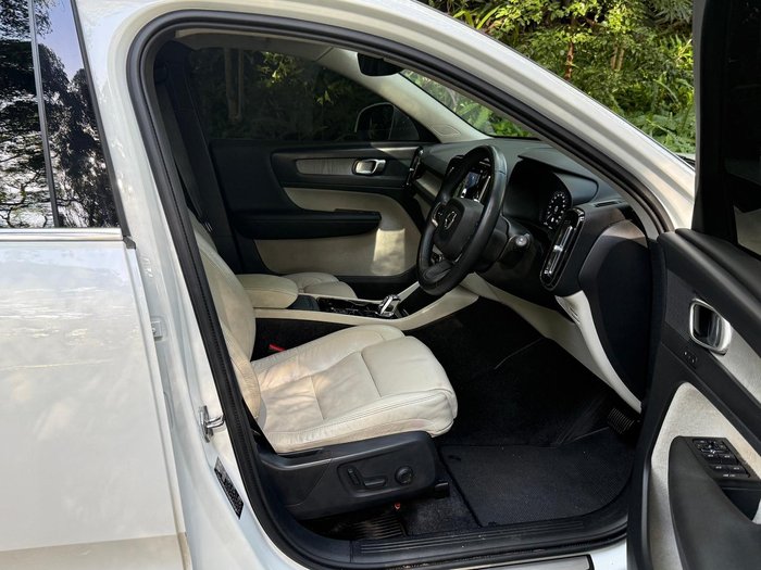 2021 Volvo XC40 T4 Inscription