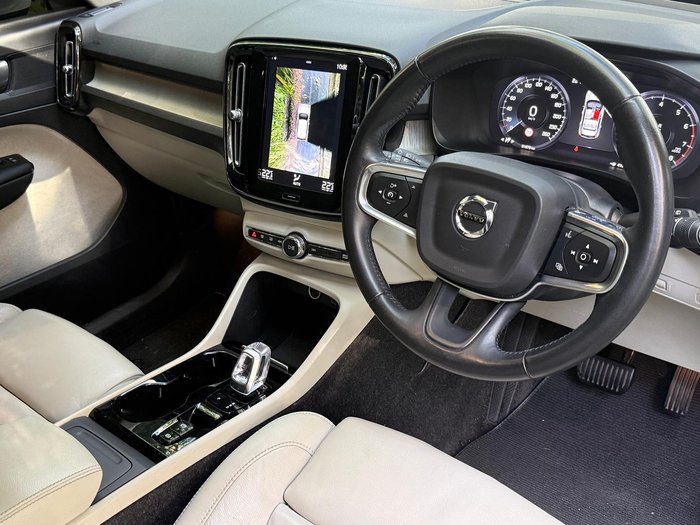 2021 Volvo XC40 T4 Inscription