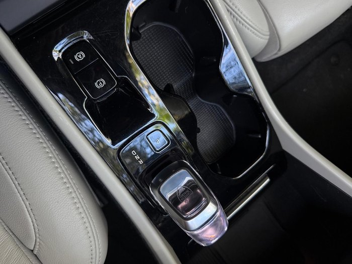 2021 Volvo XC40 T4 Inscription