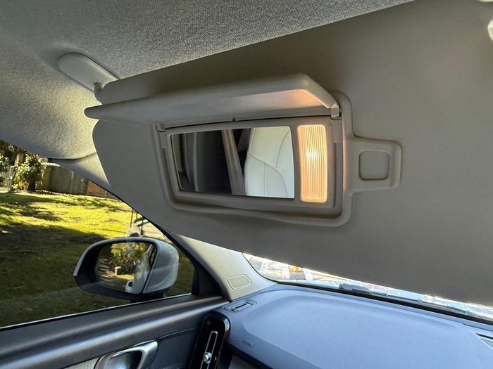 2021 Volvo XC40 T4 Inscription