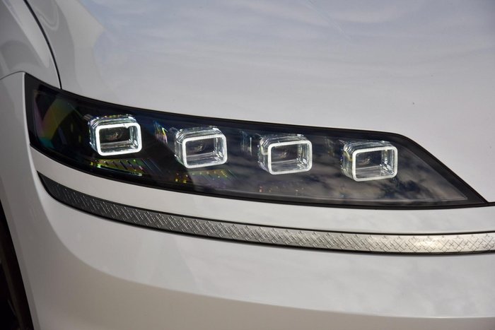 2026 Hyundai ELEXIO Elite