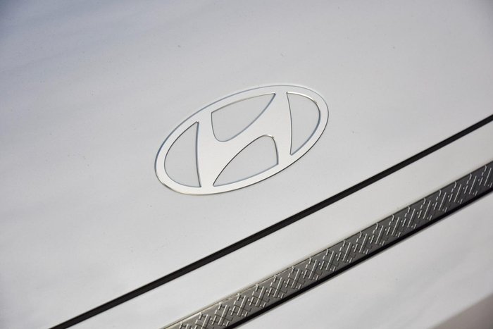 2026 Hyundai ELEXIO Elite