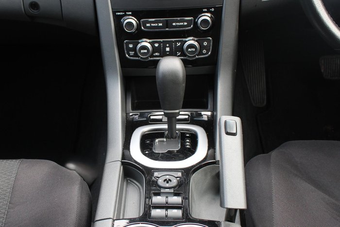 2010 Holden Commodore SV6