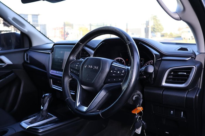 2021 Isuzu D-MAX 9