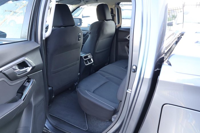 2021 Isuzu D-MAX 13