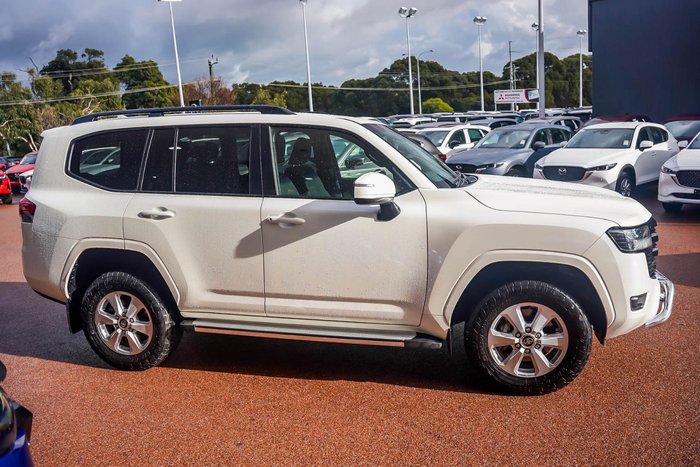 2022 Toyota Landcruiser GXL