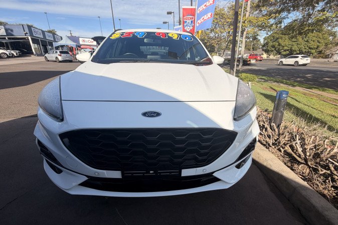 2022 FORD ESCAPE ST-LINE (FWD)