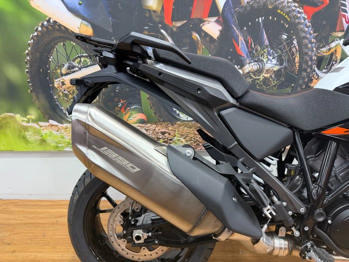2026 Ktm 1390 SUPER ADVENTURE S Black