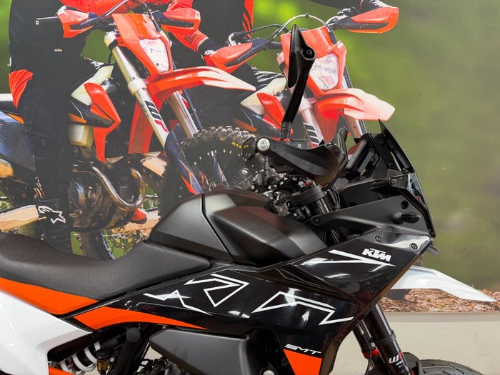 2024 Ktm 890 SM-T ORANGE