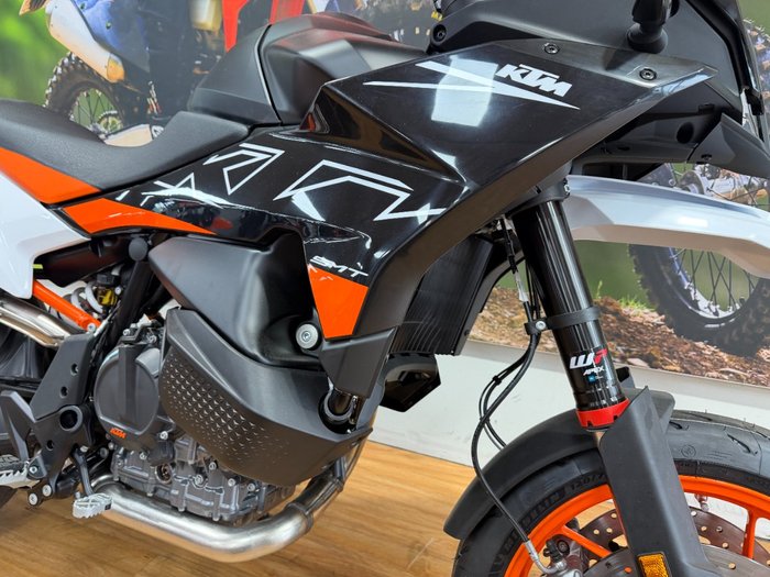 2024 Ktm 890 SM-T ORANGE