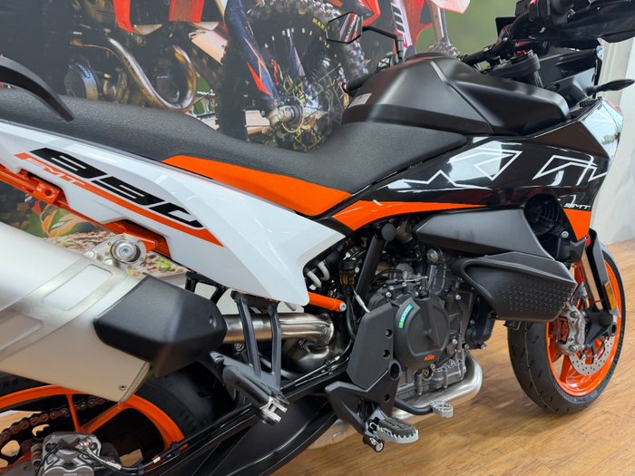 2024 Ktm 890 SM-T ORANGE